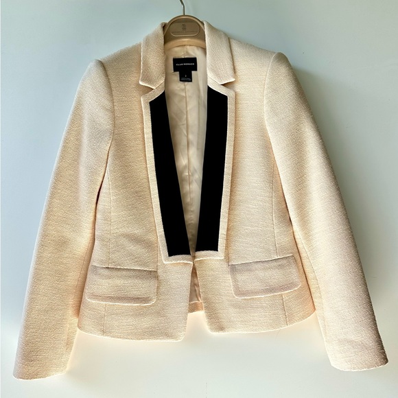Club Monaco Jackets & Blazers - EUC Club Monaco Blazer Jacket, size 2